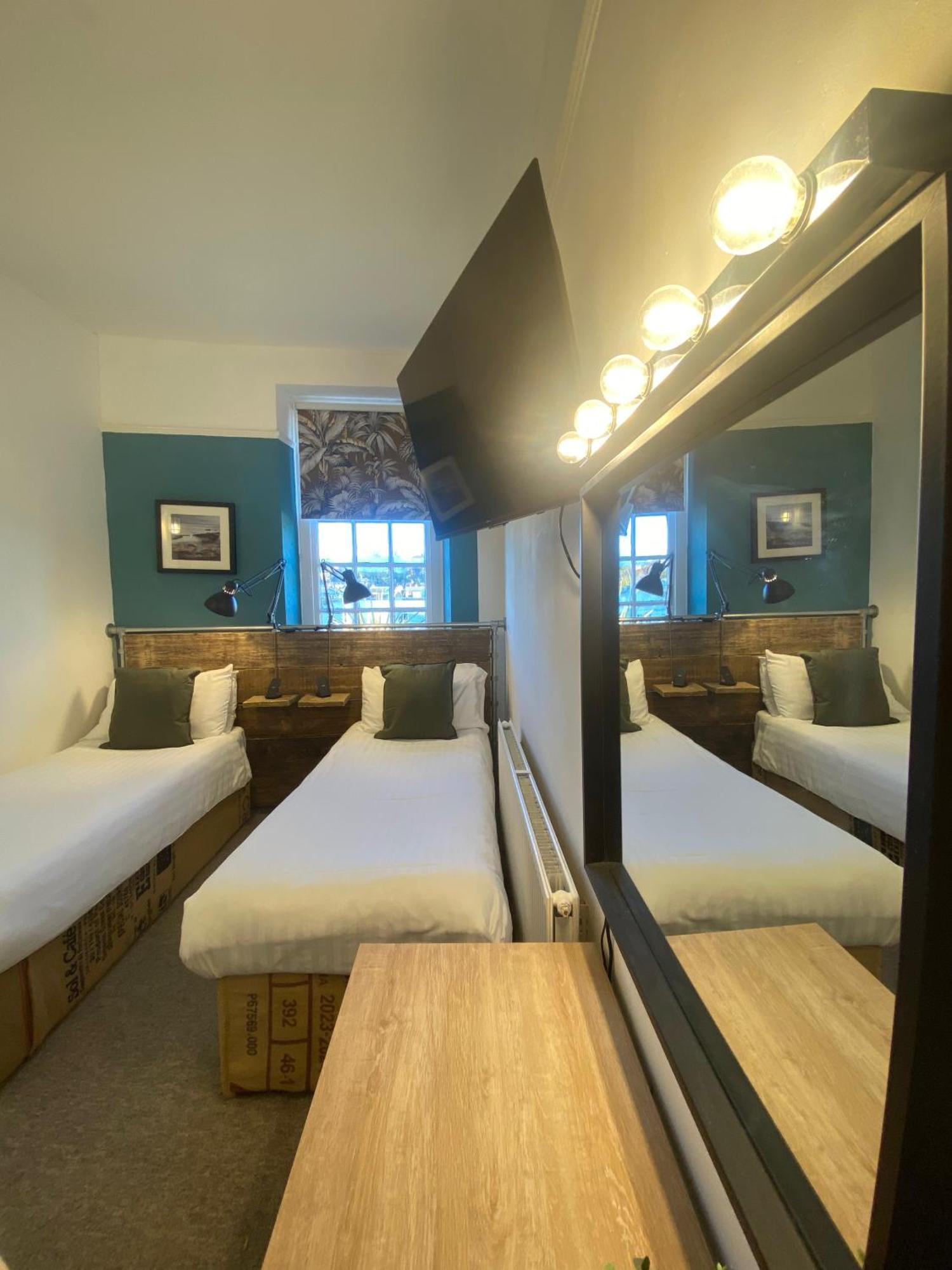 The Admiral Hotel Brighton Bagian luar foto